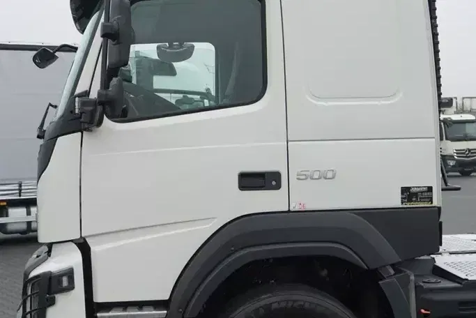 Volvo FMX / 500 / EURO 6 / ACC / GLBETROTTER / MAŁY PRZEBIEG zdjęcie 25
