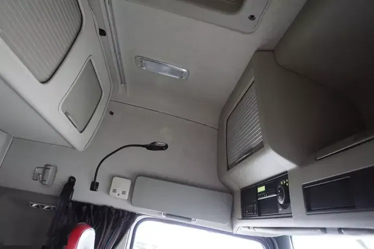 Volvo FMX / 500 / EURO 6 / ACC / GLBETROTTER / MAŁY PRZEBIEG zdjęcie 40