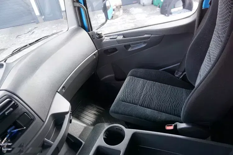 Mercedes ATEGO / 1224 / ACC / EURO 6 / PODWOZIE DO ZABUDOWY / DŁ. 7.6 M zdjęcie 38