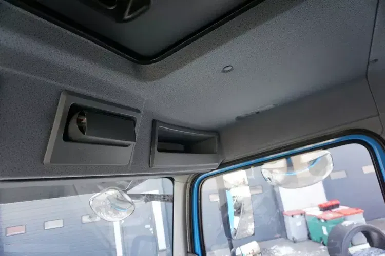 Mercedes ATEGO / 1224 / ACC / EURO 6 / PODWOZIE DO ZABUDOWY / DŁ. 7.6 M zdjęcie 39