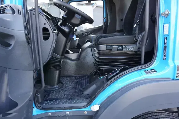 Mercedes ATEGO / 1224 / ACC / EURO 6 / PODWOZIE DO ZABUDOWY / DŁ. 7.6 M zdjęcie 40