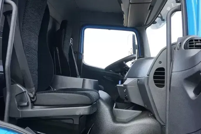 Mercedes ATEGO / 1224 / ACC / EURO 6 / PODWOZIE DO ZABUDOWY / DŁ. 7.6 M zdjęcie 8