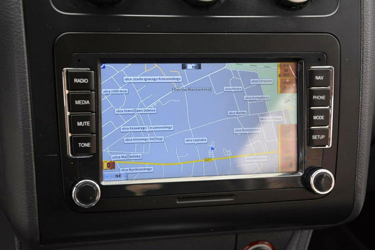 Volkswagen Touran 2.0 TDI 140KM DSG Navi Kamera 2xParktronik Park Assist Właśc. zdjęcie 29