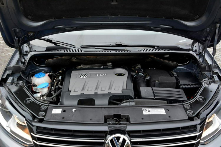 Volkswagen Touran 2.0 TDI 140KM DSG Navi Kamera 2xParktronik Park Assist Właśc. zdjęcie 36