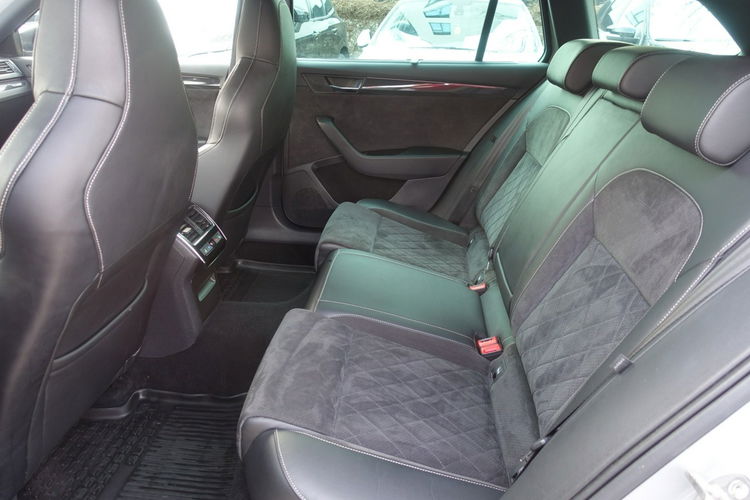 Skoda Superb Rezerwacja Rezerwacja Rezerwacja zdjęcie 10