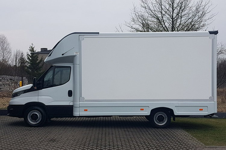 Iveco Daily KONTENER NISKOPODŁOGOWY 4.43x2.23x2.42 SKLEP BAR FOODTRUCK KAMPER AC zdjęcie 11