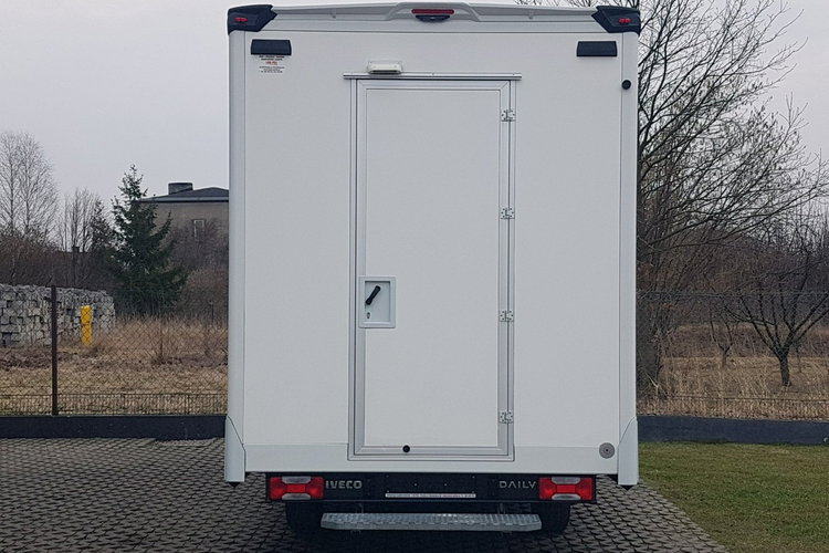 Iveco Daily KONTENER NISKOPODŁOGOWY 4.43x2.23x2.42 SKLEP BAR FOODTRUCK KAMPER AC zdjęcie 16