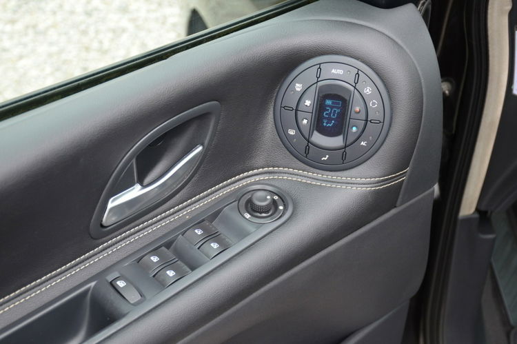 Renault Grand Espace Czarny Opłacony 2.0T 170KM Lift Serwis Panorama Navi Kamera 7-foteli zdjęcie 19