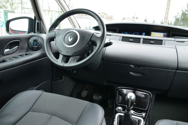 Renault Grand Espace Czarny Opłacony 2.0T 170KM Lift Serwis Panorama Navi Kamera 7-foteli zdjęcie 31