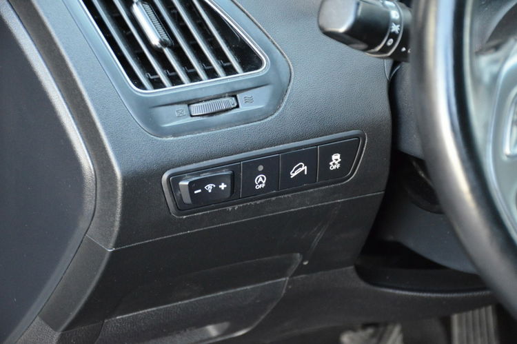 Hyundai ix35 Zarejestrowany 1.6GDI Lift Serwis LED Navi Kamera Skóra Grzane fotele zdjęcie 25