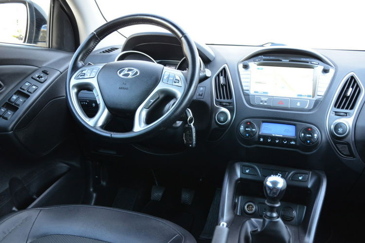 Hyundai ix35 Zarejestrowany 1.6GDI Lift Serwis LED Navi Kamera Skóra Grzane fotele zdjęcie 32