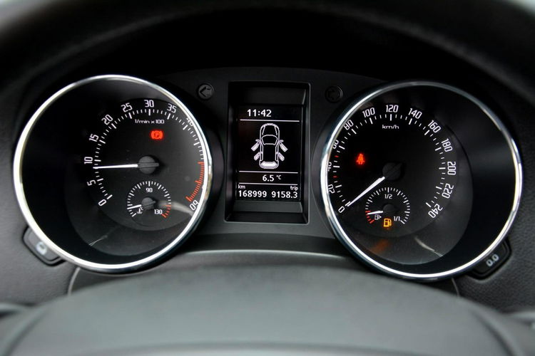 Yeti 2.0 TDI(110km) 2XParktr Klimatronik I Właśc. Reling Alu 17" ASO SKODA zdjęcie 26