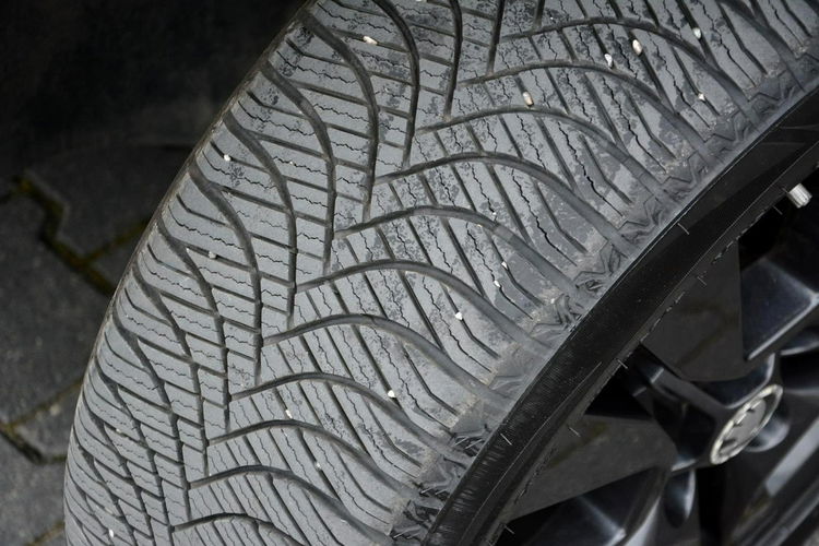 Yeti 2.0 TDI(110km) 2XParktr Klimatronik I Właśc. Reling Alu 17" ASO SKODA zdjęcie 34