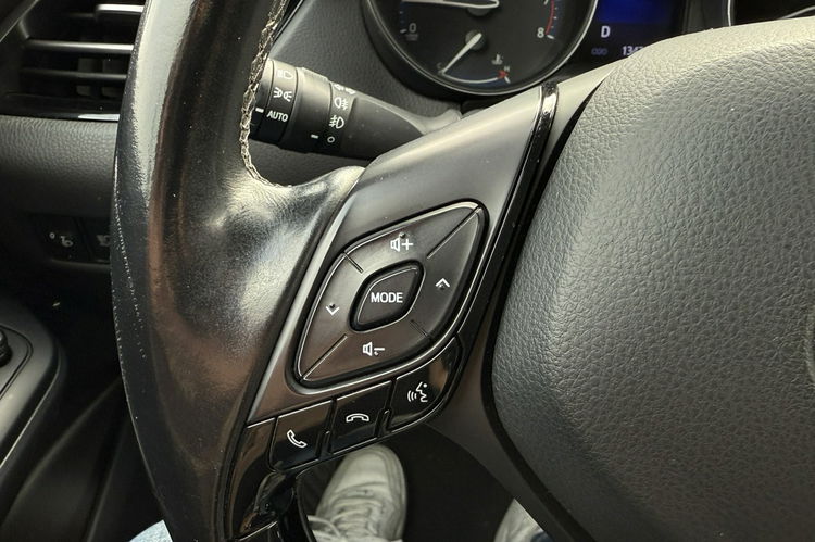 Toyota C-HR 1.2i turbo Automat Polski salon 2 wl kamera akt.tempomat as.pasa gwara zdjęcie 36