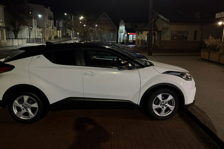 Toyota C-HR 1.2i turbo Automat Polski salon 2 wl kamera akt.tempomat as.pasa gwara zdjęcie 42