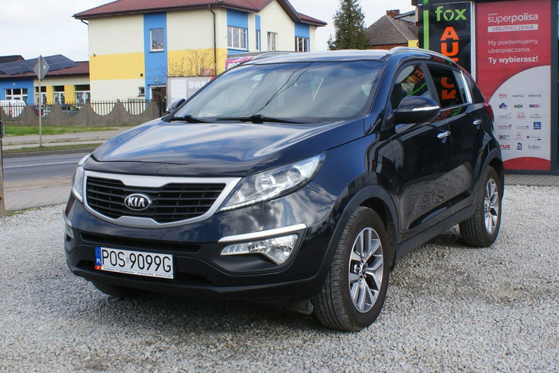 samochód osobowy Kia zdjęcie 1