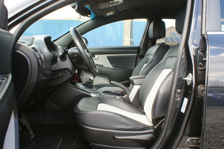 Kia Sportage zdjęcie 9