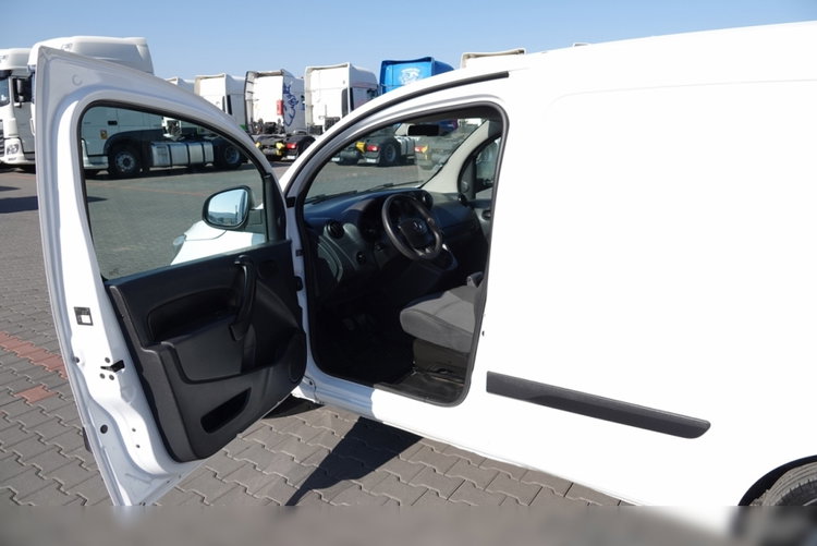 Mercedes CITAN / 2015 ROK / SPROWADZONY zdjęcie 25