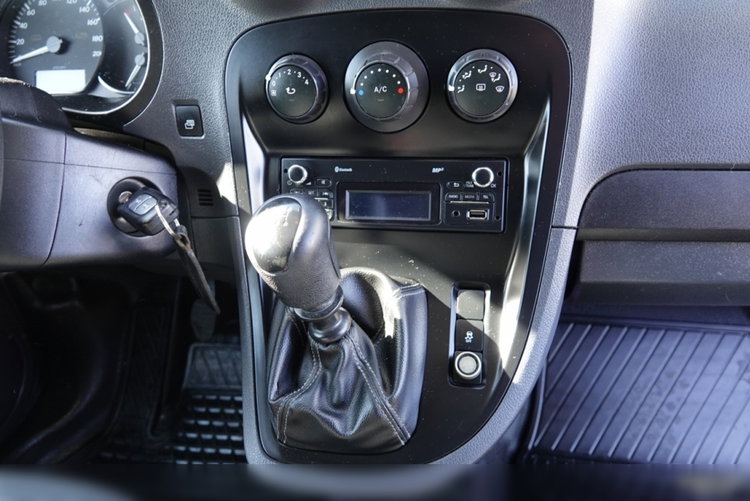 Mercedes CITAN / 2015 ROK / SPROWADZONY zdjęcie 32
