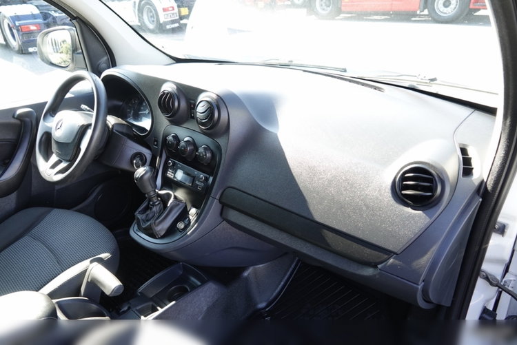 Mercedes CITAN / 2015 ROK / SPROWADZONY zdjęcie 34