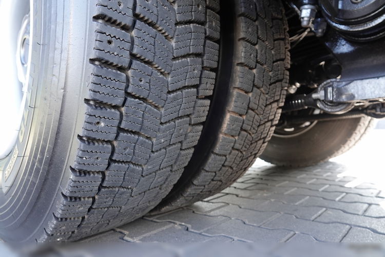 MAN TGS 41.480 / 8X6 / SKRZYNIOWY + HDS PALFINGER PK 92002-SH F + FLY JIB 170 E / WYSIĘG 34 M / MAX UDŹWIG 26 000 KG / STEROWANIE RADIOWE / 5 PODPÓR / 7 FUNKCJI / FULL SERWIS / FULL SERWIS PALFIN zdjęcie 40