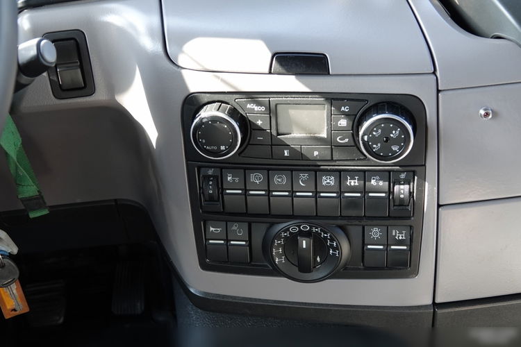 MAN TGS 41.480 / 8X6 / SKRZYNIOWY + HDS PALFINGER PK 92002-SH F + FLY JIB 170 E / WYSIĘG 34 M / MAX UDŹWIG 26 000 KG / STEROWANIE RADIOWE / 5 PODPÓR / 7 FUNKCJI / FULL SERWIS / FULL SERWIS PALFIN zdjęcie 57