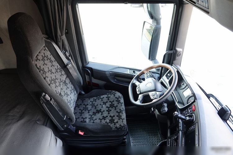 Scania R 450 / RETARDER / KLIMA POSTOJOWA / OPONY 100% / PO KONTRAKCIE SERWISOWYM zdjęcie 28