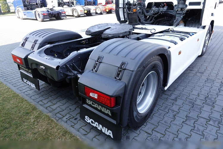 Scania R 450 / RETARDER / KLIMA POSTOJOWA / OPONY 100% / PO KONTRAKCIE SERWISOWYM zdjęcie 16