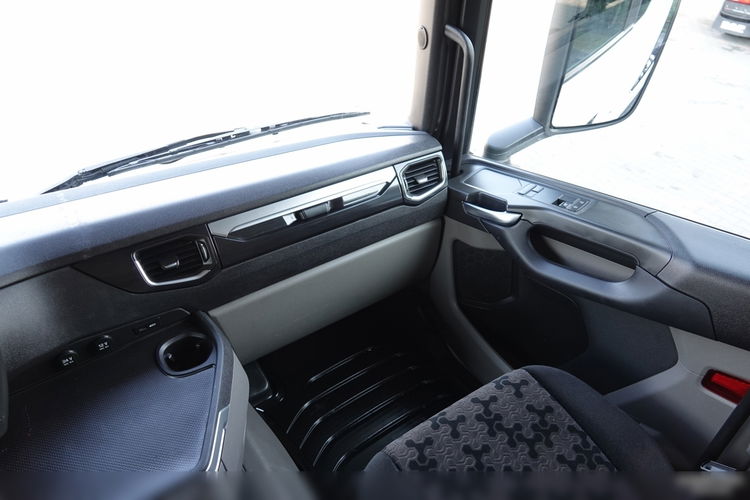 Scania R 450 / RETARDER / KLIMA POSTOJOWA / OPONY 100% / PO KONTRAKCIE SERWISOWYM zdjęcie 33