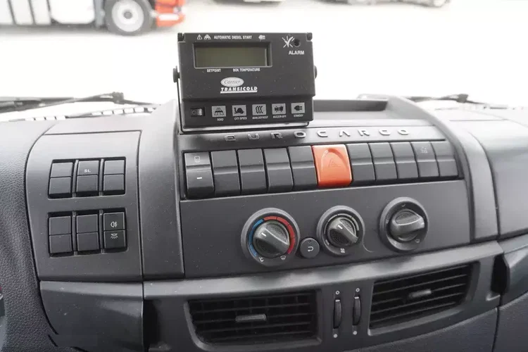 Iveco Eurocargo 190EL25 EEV / 55 tys. km / Chłodnia 21 EPAL / Carrier Supra 950 - 425 h zdjęcie 17