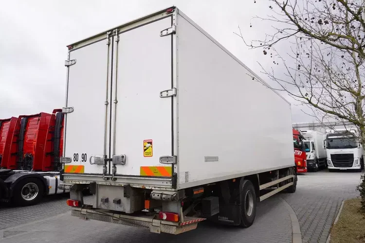 Iveco Eurocargo 190EL25 EEV / 55 tys. km / Chłodnia 21 EPAL / Carrier Supra 950 - 425 h zdjęcie 8