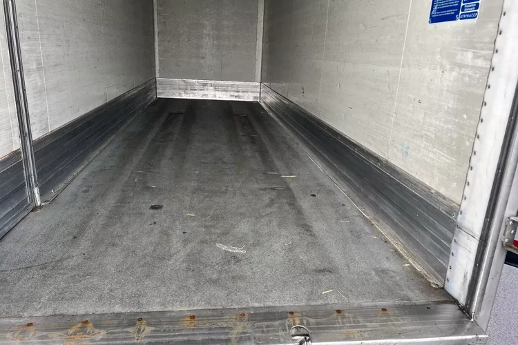 Mercedes ATEGO1223 CHLODNIA CARIERR zdjęcie 23