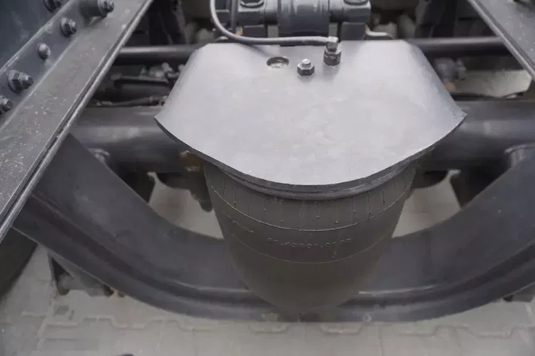 MAN TGS 35.420 8x2 / rama 6.57 m / 3 osie skrętne / 18 t ładowności zdjęcie 10