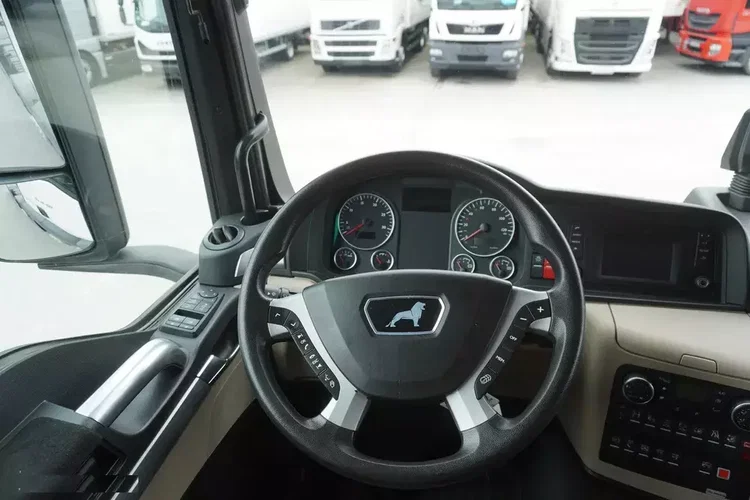 MAN TGS 35.420 8x2 / rama 6.57 m / 3 osie skrętne / 18 t ładowności zdjęcie 25