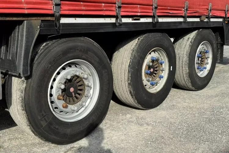 Krone Standard OŚ Podnoszona SAF zdjęcie 8