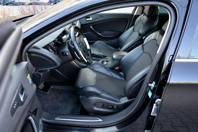 Citroen C5 Exclusive Skóry Bi-Xenon Ledy Navi Kamera Masaże Hydro z Niemiec zdjęcie 15