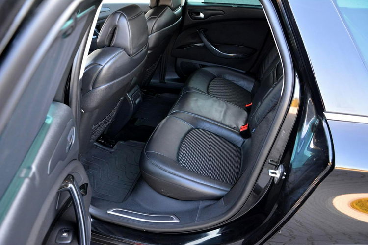 Citroen C5 Exclusive Skóry Bi-Xenon Ledy Navi Kamera Masaże Hydro z Niemiec zdjęcie 16