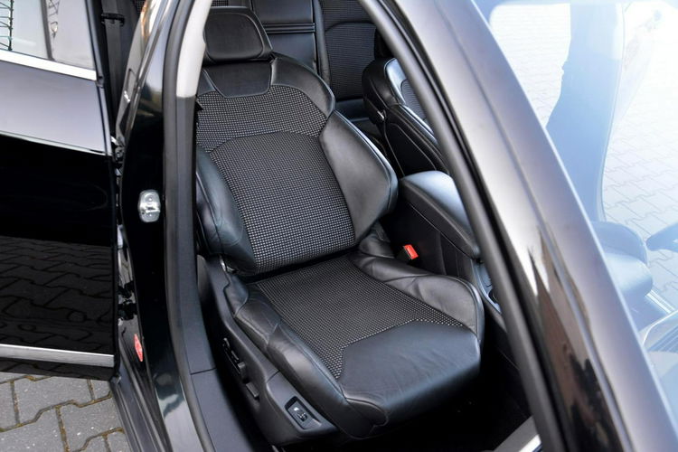 Citroen C5 Exclusive Skóry Bi-Xenon Ledy Navi Kamera Masaże Hydro z Niemiec zdjęcie 21