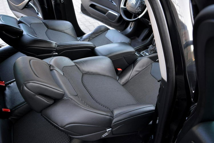 Citroen C5 Exclusive Skóry Bi-Xenon Ledy Navi Kamera Masaże Hydro z Niemiec zdjęcie 22
