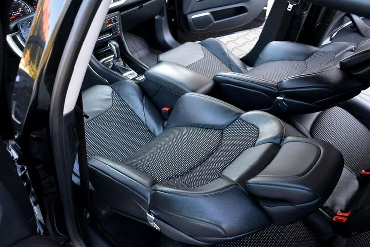 Citroen C5 Exclusive Skóry Bi-Xenon Ledy Navi Kamera Masaże Hydro z Niemiec zdjęcie 25