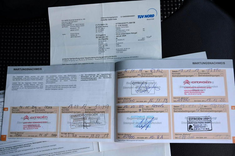 Citroen C5 Exclusive Skóry Bi-Xenon Ledy Navi Kamera Masaże Hydro z Niemiec zdjęcie 37