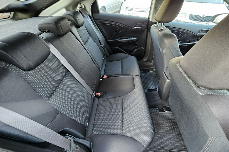 Honda Civic felgi 17", grzane fotele, wersja elegance, model 2016 zdjęcie 20