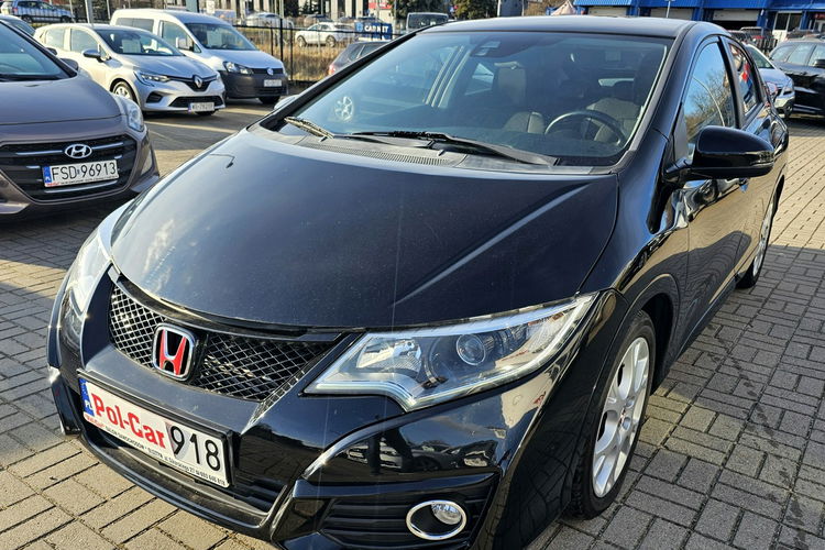 Honda Civic felgi 17", grzane fotele, wersja elegance, model 2016 zdjęcie 3
