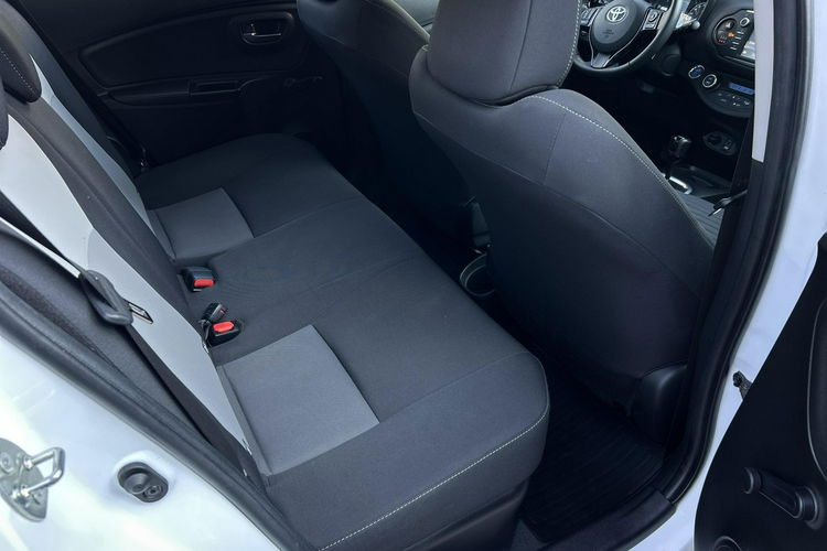 Toyota Yaris 1.5 HSD 100KM PREMIUM CITY STYLE, salon Polska, gwarancja, zdjęcie 28