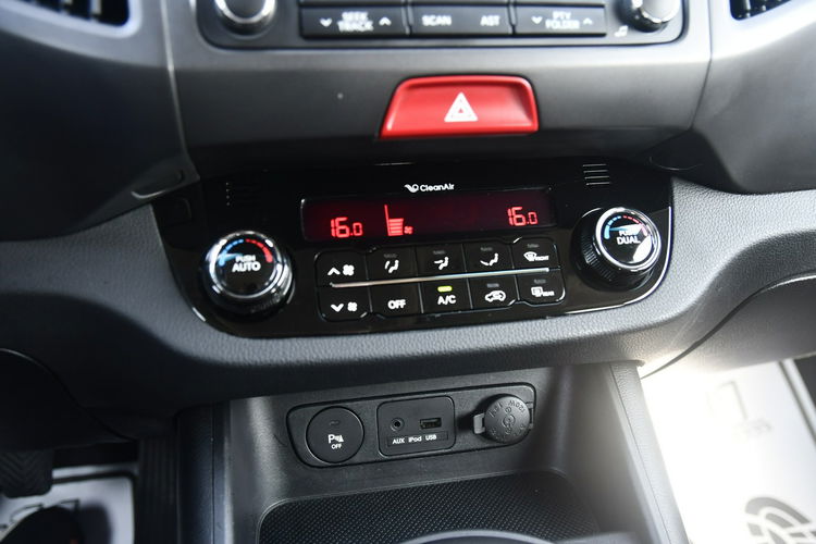Kia Sportage 2.0benz Klimatr 2str.Pół-Skóry.Parktronic.Ledy.Hak. zdjęcie 24