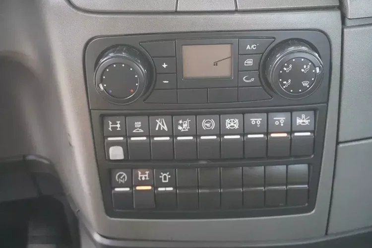 MAN TGS 26.360 burtowy / Dźwig Fassi F175 7.7 t / 3. oś skrętna zdjęcie 24