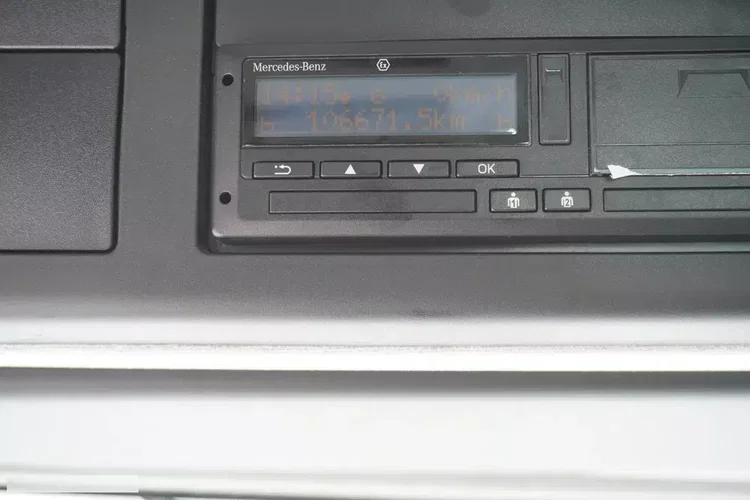 Mercedes Antos 1824 / 100 tys. km / Chłodnia Lecapitaine Thermoking T800R zdjęcie 2