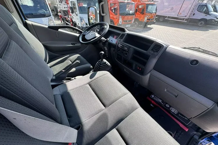 Nissan Cabstar zdjęcie 37