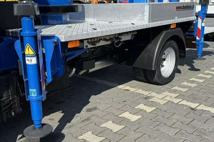 Nissan Cabstar zdjęcie 22