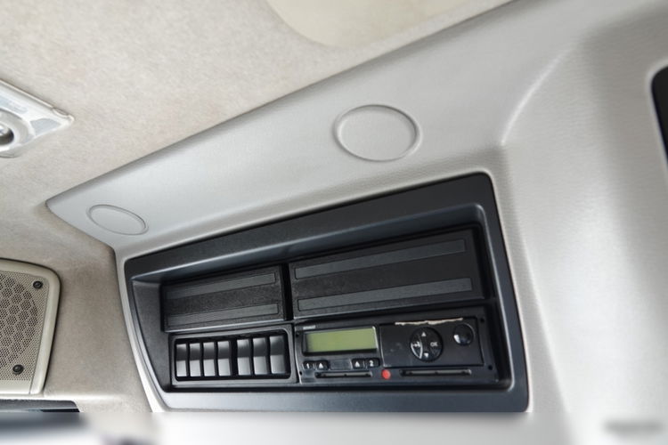 Renault   PREMIUM 280 DXI / KONTENER - 8.9 M / SOLÓWKA / WINDA zdjęcie 40